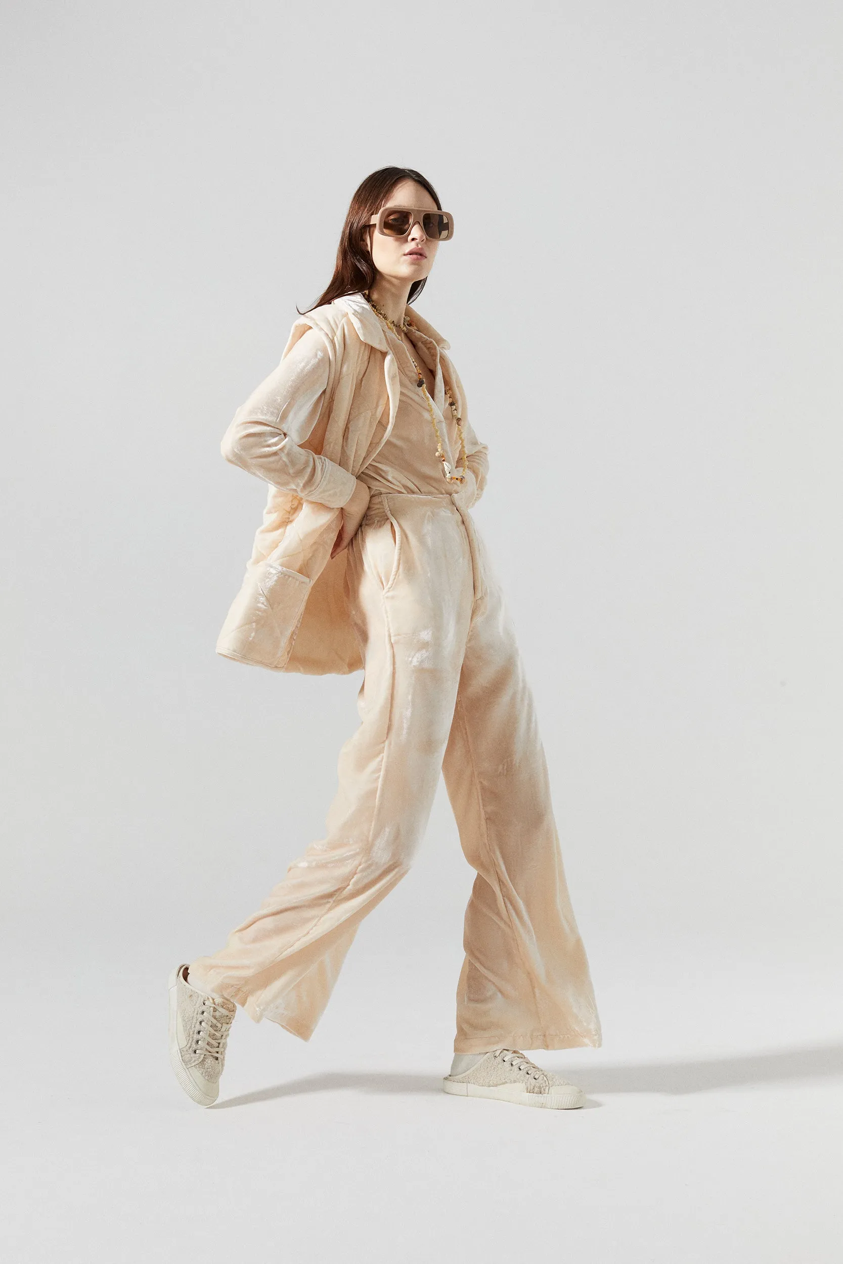 Alice Velvet Vest - Nude