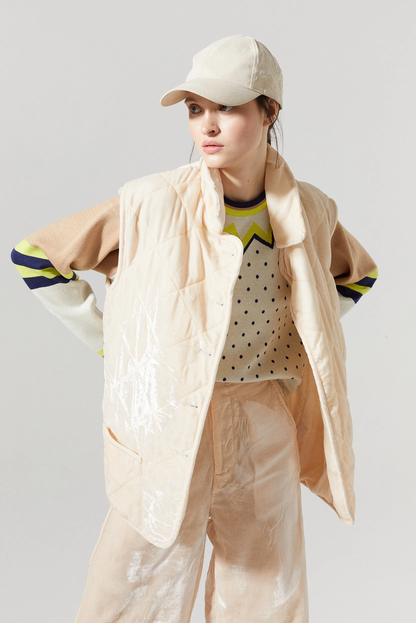 Alice Velvet Vest - Nude