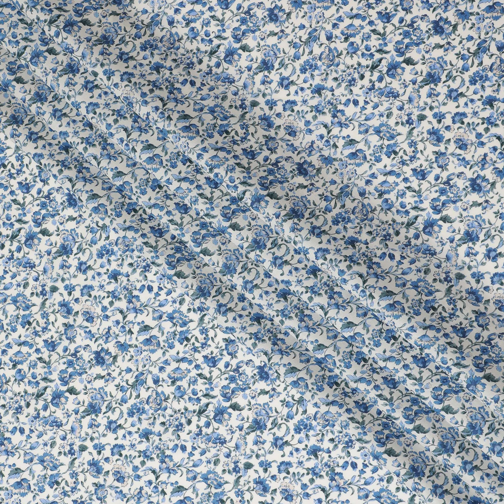 Elegant White Floral Cotton Lawn Fabric with Blue Blossoms, 110 cm Wide, Japanese Design-D19549
