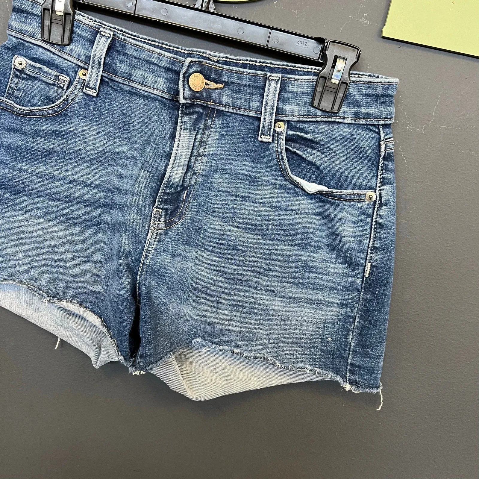 Levi Strauss Signature High Rise Denim Cutoff Shorts Size 26