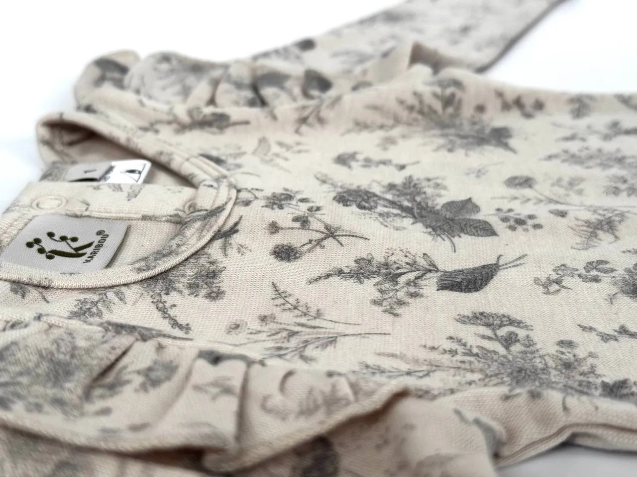 Lilly Organic Cotton Top - Vintage Floral Beige