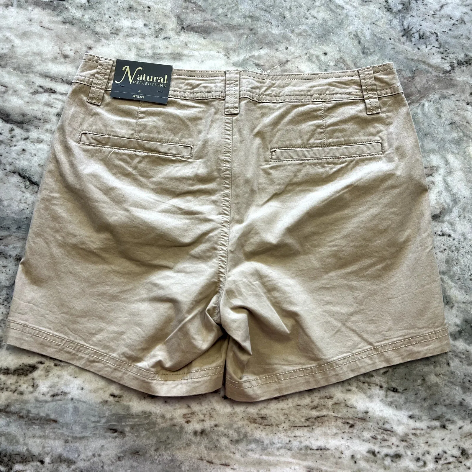 NWT Natural Reflections Khaki Spring Valley Twill Shorts Size 4