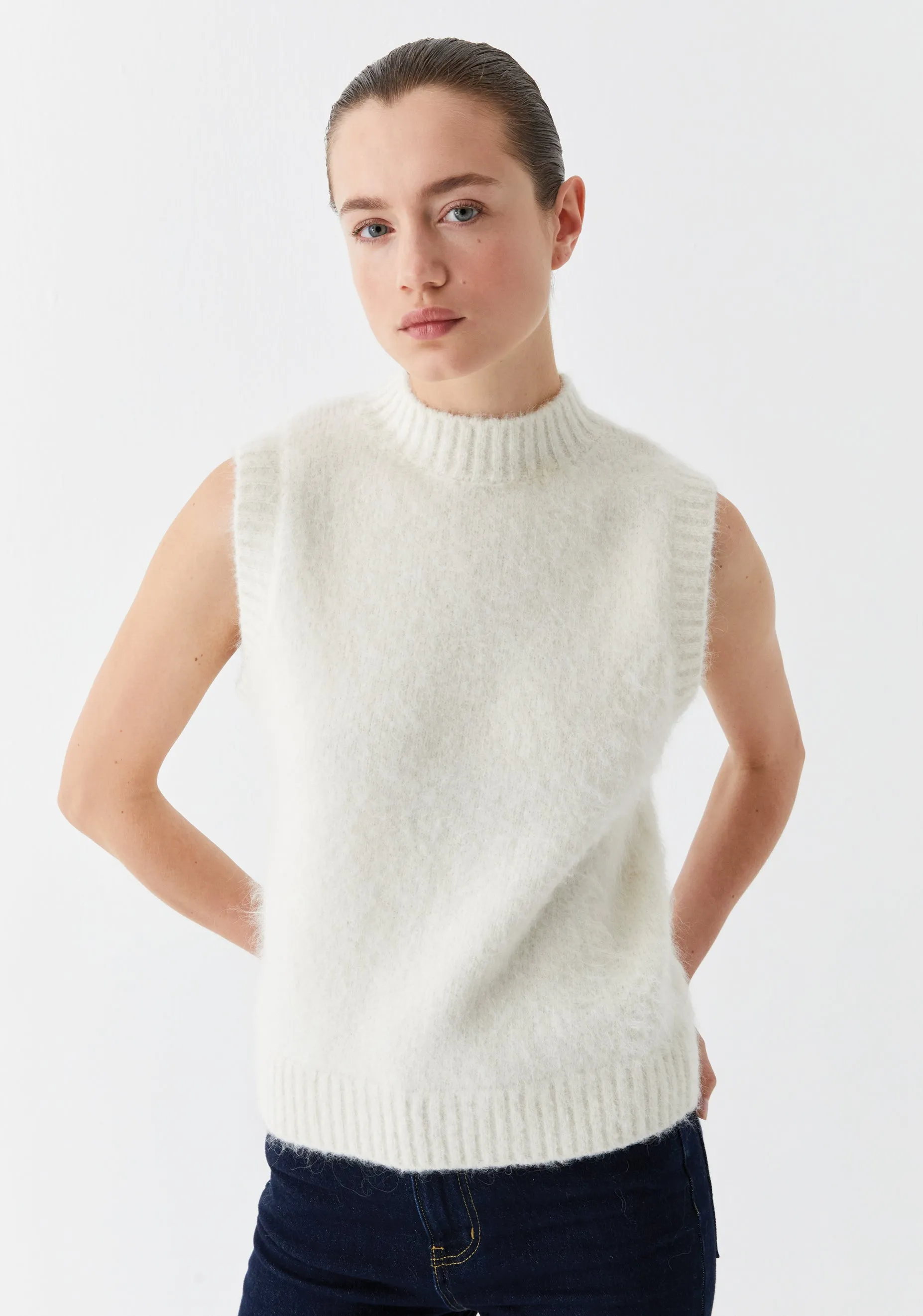 Riley Knit Vest_Cream