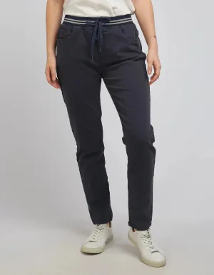 Sylvia Jogger - Navy